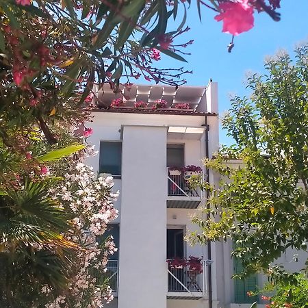 B&B Previsto Sole Civitanova Marche Buitenkant foto